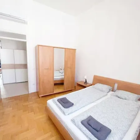 Spacious In A Vibrant Center