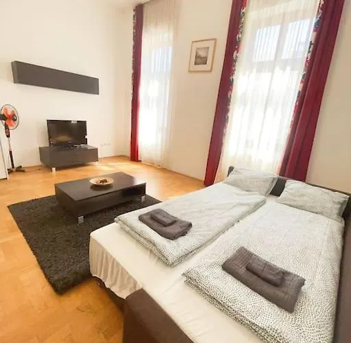Apartman Spacious In A Vibrant Center Budapest
